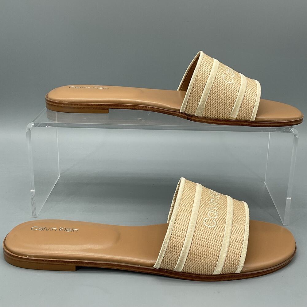 NEW Calvin Klein Women’s Kendell Slide Sandals Light Natural Size 7.5M